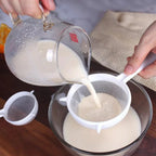 Handheld Plastic Tea Strainer Sieve for Flour, Juice and Kitchen Use