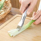 Stainless Steel Green Onion Shredder Knife with Curved Handle Design