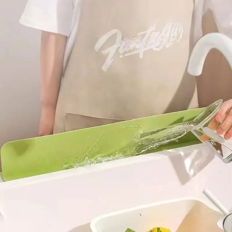 Silicone Sink Splash Guard – Waterproof Non-Slip Sink Baffle with Suction Cups