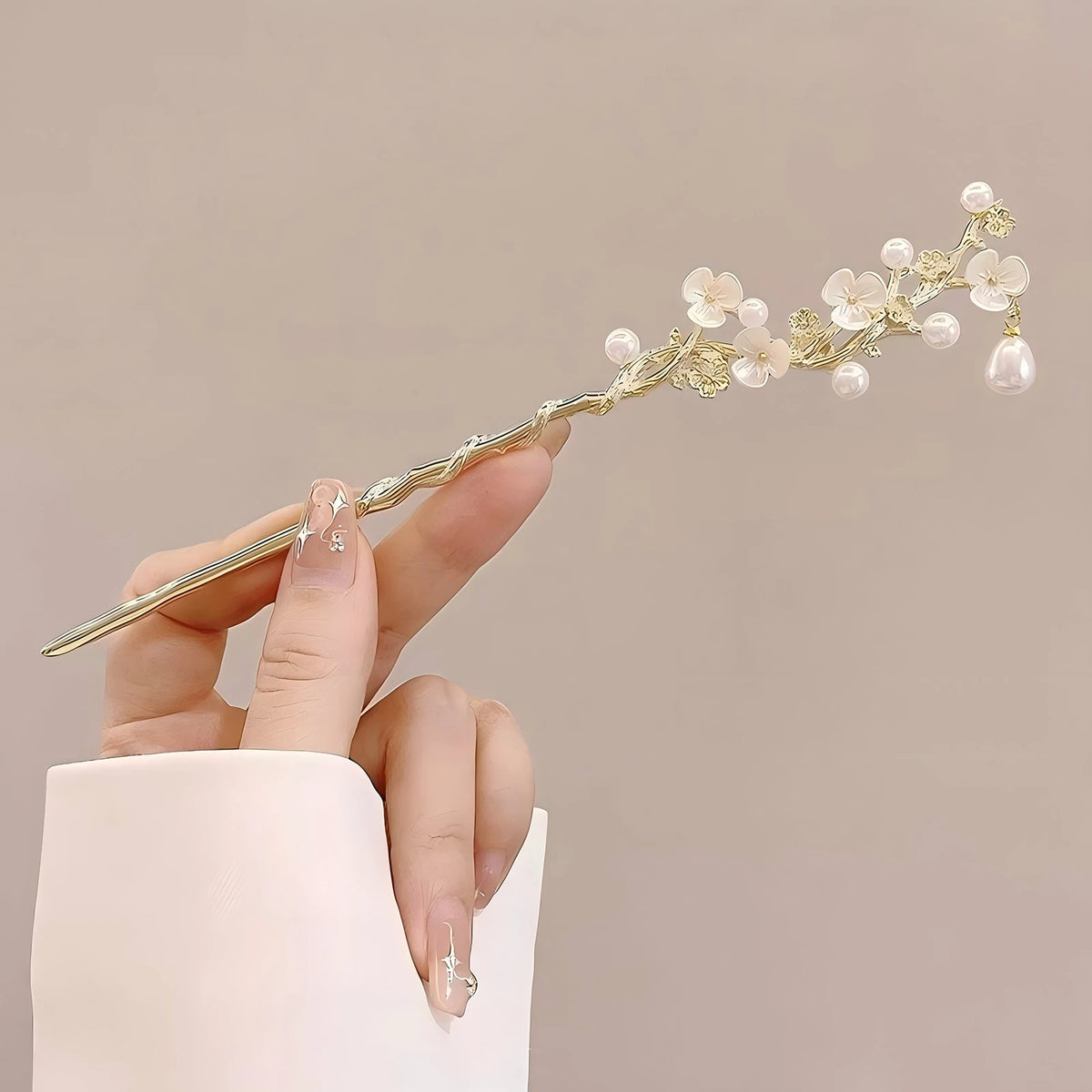 Elegant Chinese Style Floral Tassel Hair Stick for Women