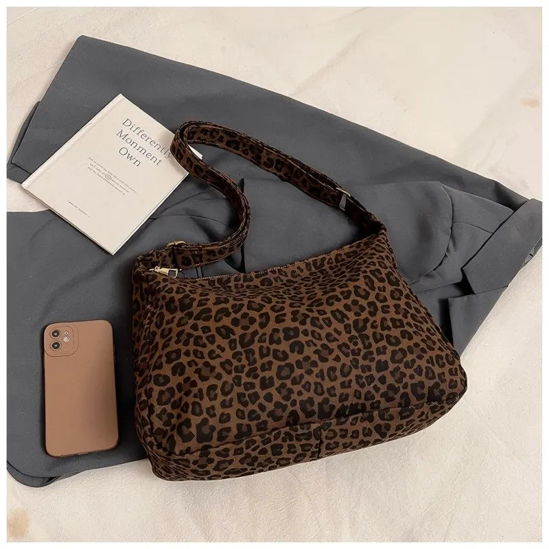 Trendy Casual Soft Textile Women's Shoulder Bag Large Capacity Leopard Print Female Retro Crossbody Bag For Commute Outings
