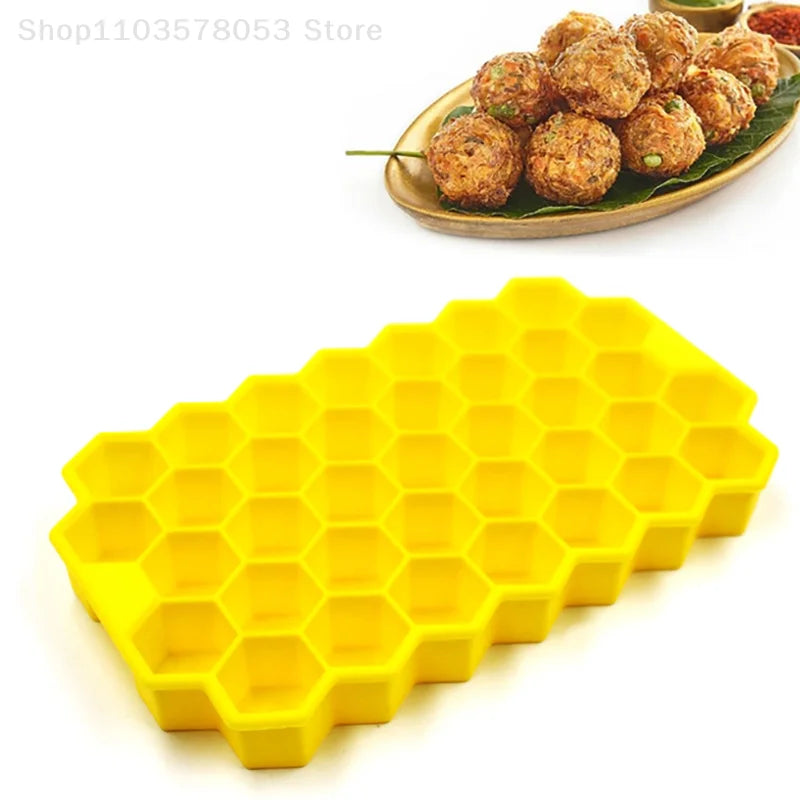 37 Grid Silicone Meatball Mold with Lid for Rice and Fish Balls
