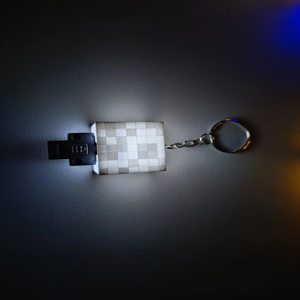 LED Glowing pixel Keychain Mini World Building Blocks Mosaic Light Up Creative Pocket Toy XMAS Novelty Gift for Collectors
