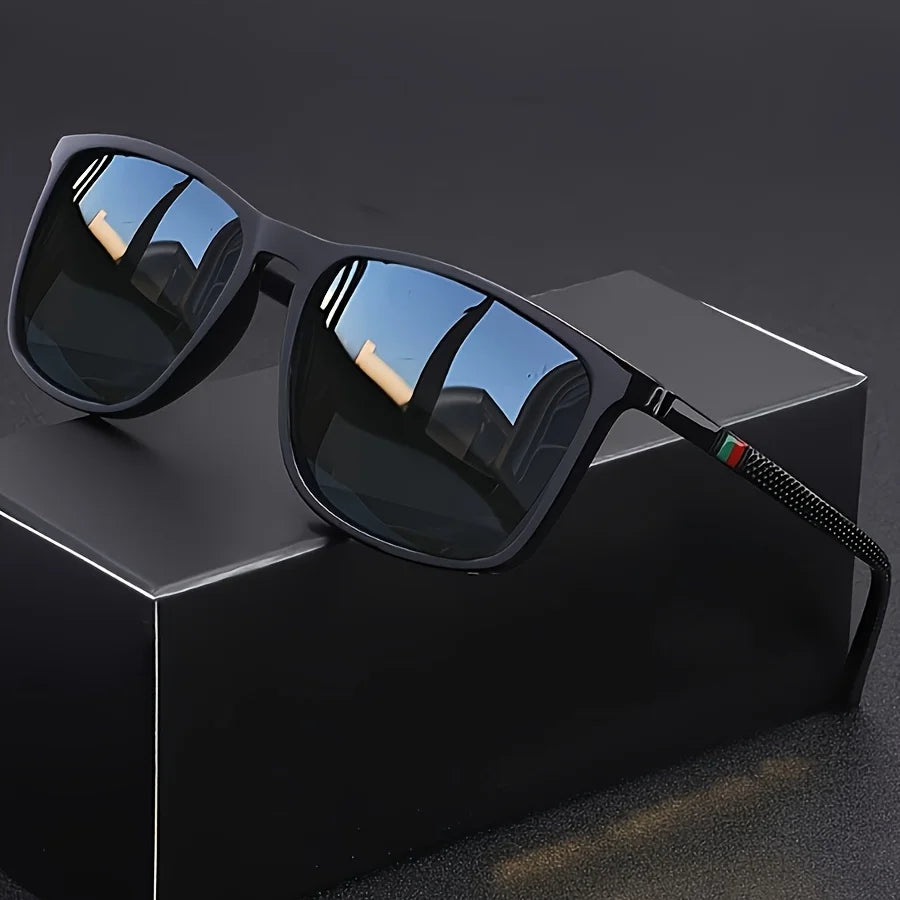 Classic Square Men’s Sunglasses Lightweight Black Frame for Travel & Daily Wear