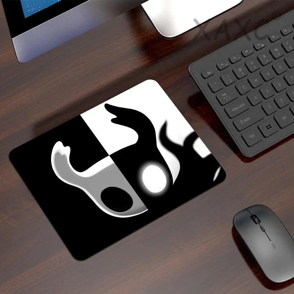 Hollow Knight Anime Game Mouse Pad For Small Size Gaming Mouse Pad Gamer Company Keyboard Mouse Mats Carpet Computer Desk Mats