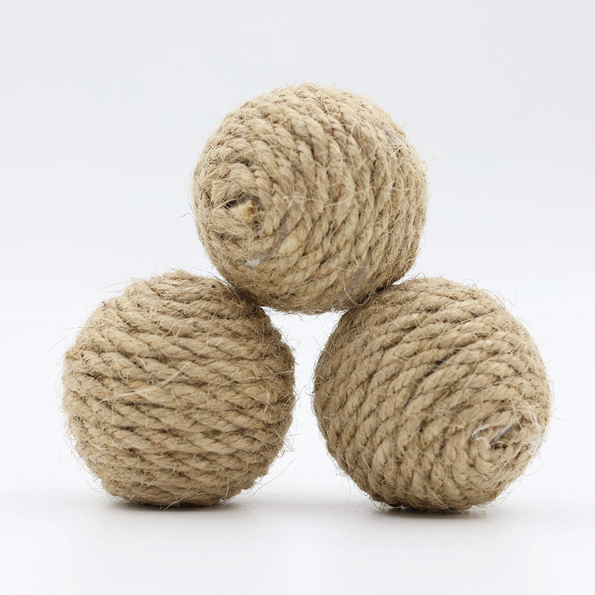 Handwoven Hemp Rope Cat Ball for Interactive Rolling and Scratching