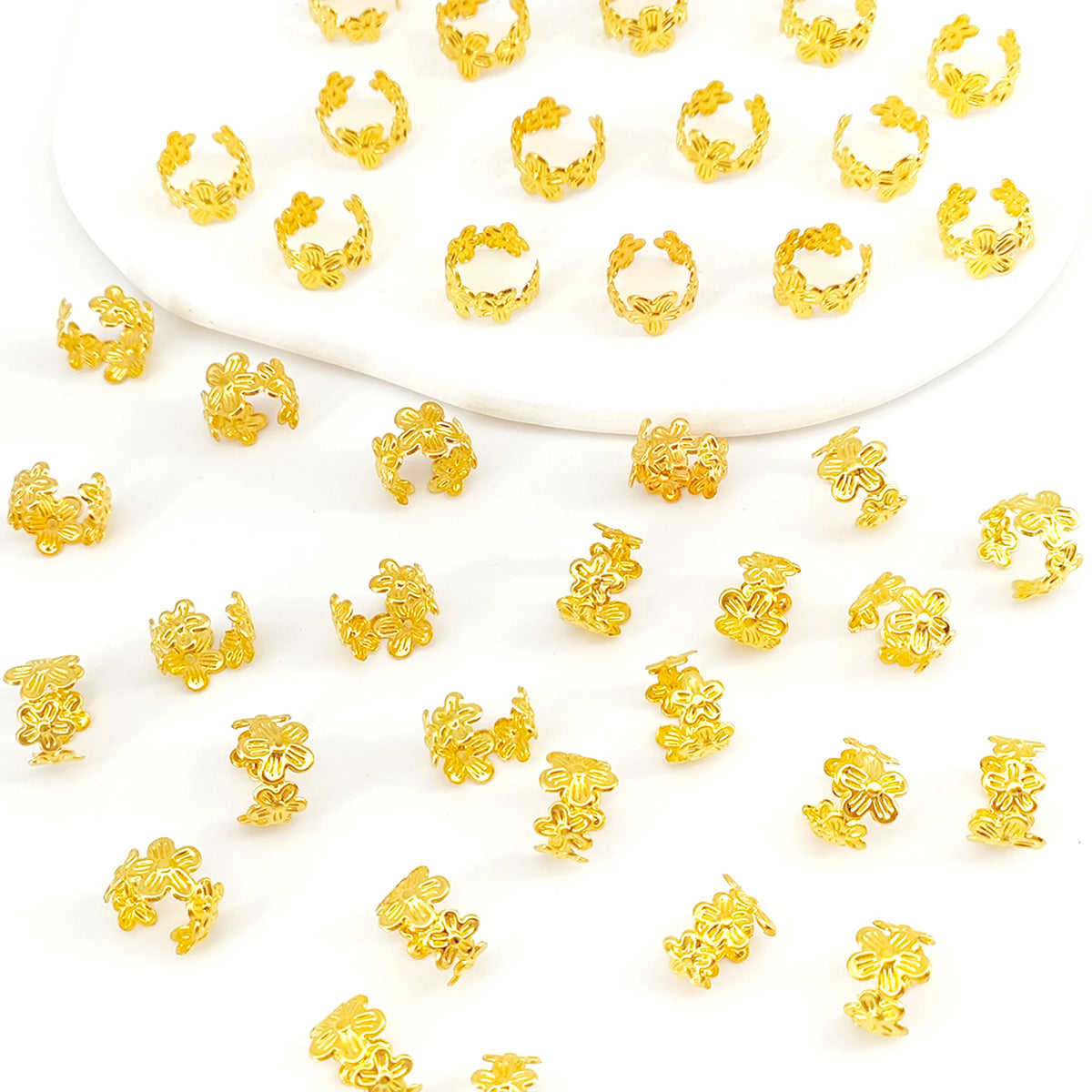 40Pcs Vine Leaf Shaped Alloy Hair Braid Ring Vintage Hair Pin For Dreadlock Women Girls summer Hair Accessories Loc Hair Jewelry