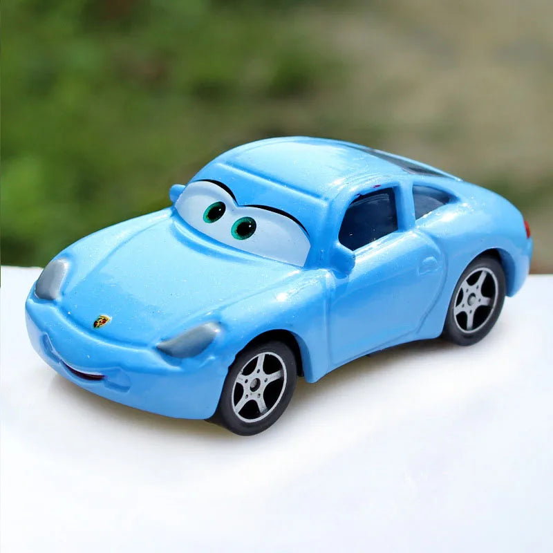 Disney Pixar Cars 3 Toys Lightning Mcqueen Mack Uncle Collection 1:55 Diecast Vehicles Alloy Car Toy Model For Children Gifts