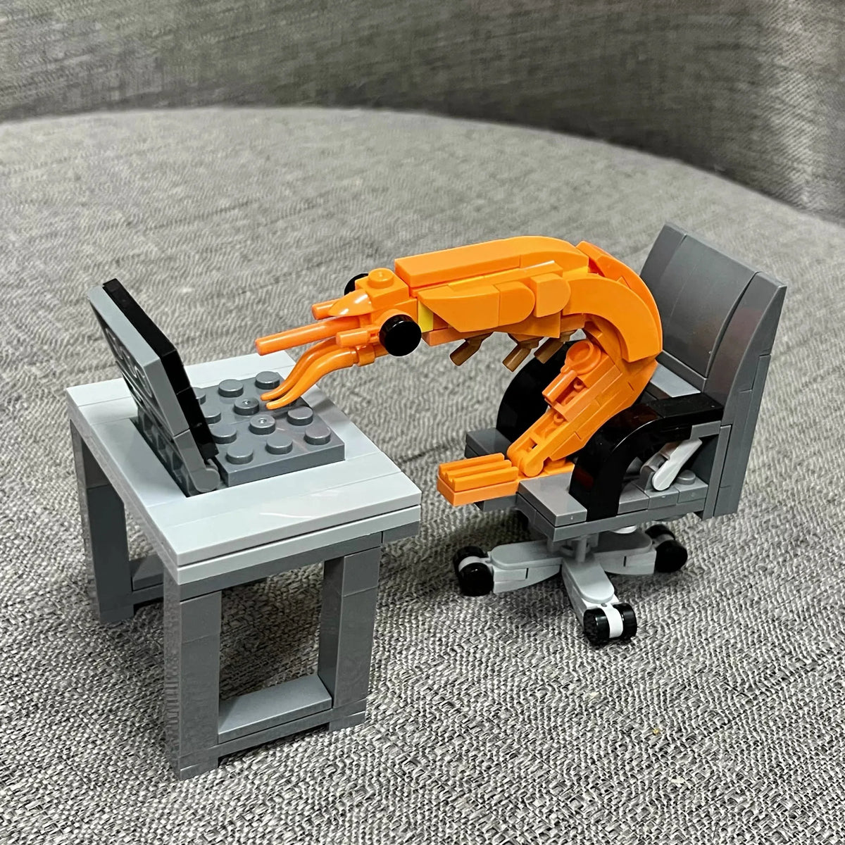 MOC Building block shrimp model figurines, puzzle assembly, boys and girls randomly mixing, Internet celebrity creative parodies