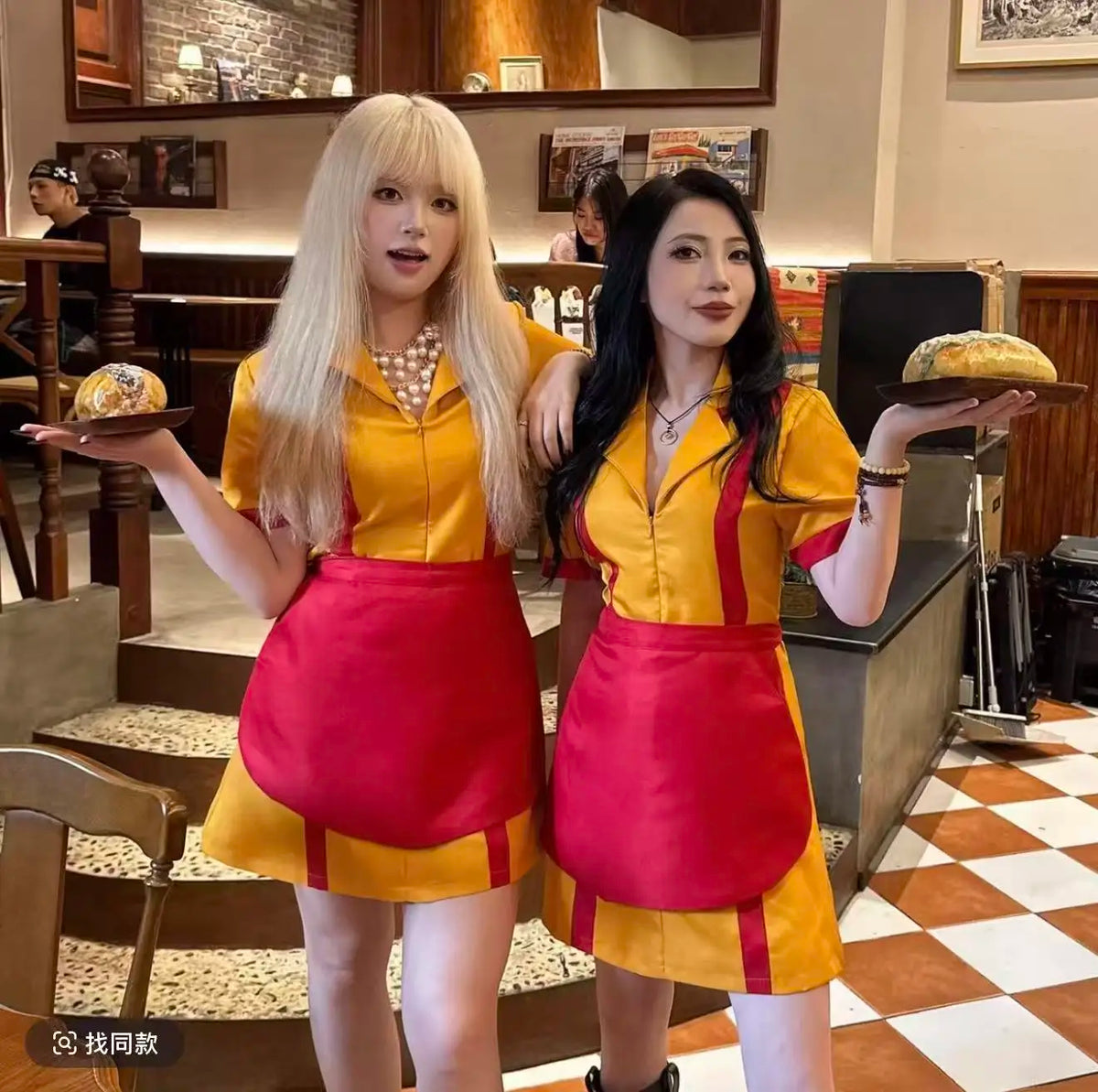 Girls Custom Broke Made 2 Costume Halloween Outfit Max Black Caroline Wesbox Channing Cosplay Suit 2 Broke Girls Apron Dress