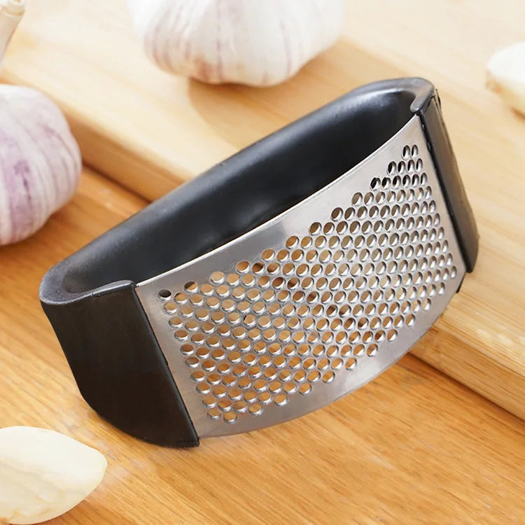 Stainless Steel Garlic Press – Manual Garlic Crusher & Mincer
