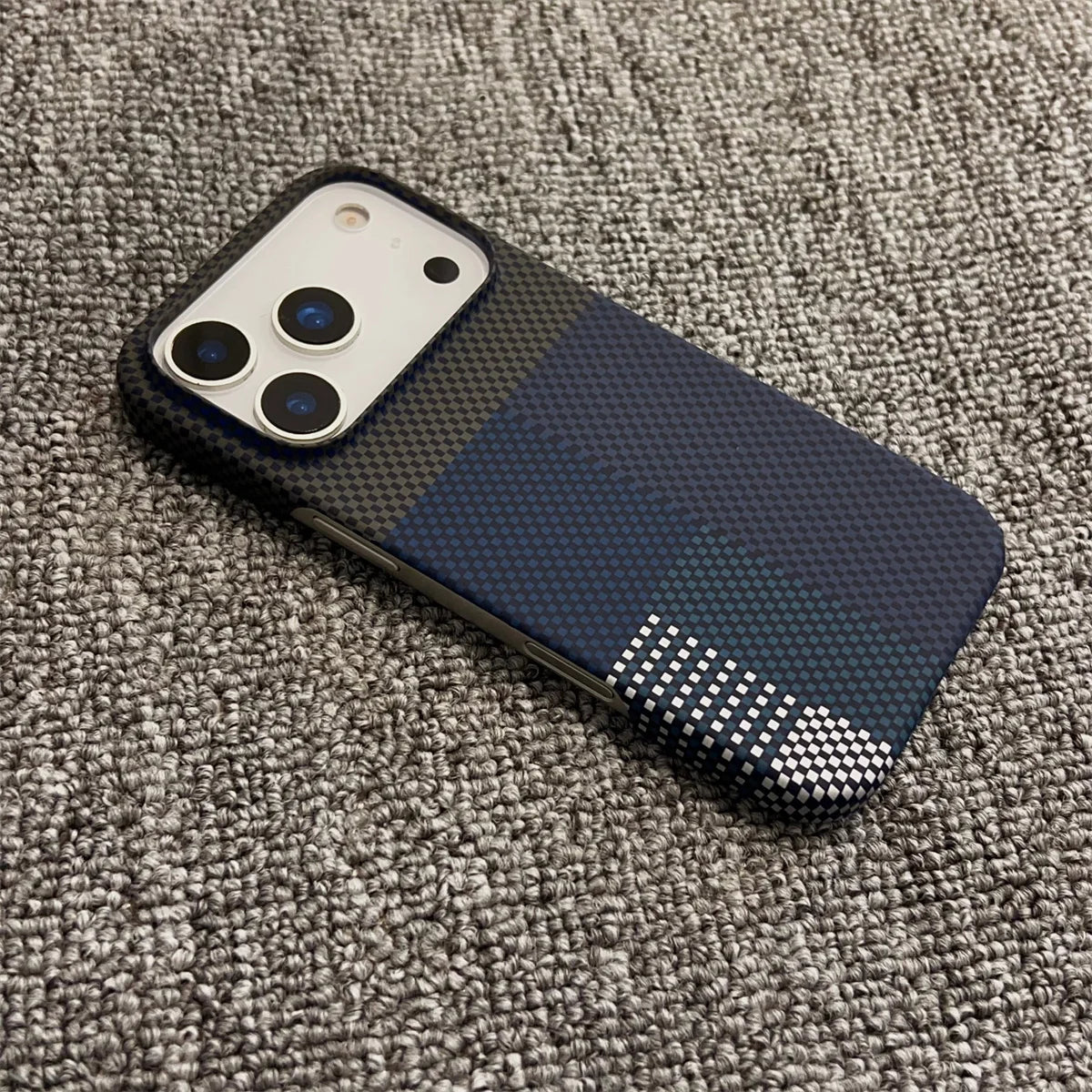 Carbon Fiber Texture Leather for MagSafe Wireless Charging Phone Case for iPhone 18 17 16 15 14 13 12 Pro Max Protective Cover