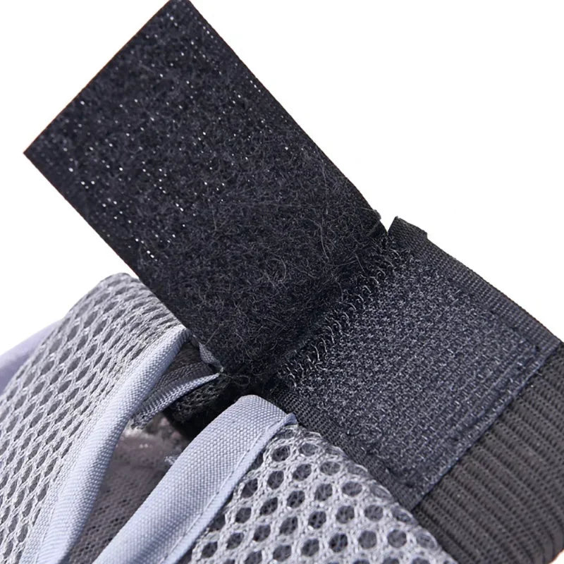 1Pc Pet Grooming Glove Hair Removal Brush Cat Dog Fur Hair Deshedding Gentle Efficient Dog Combs Pet Bathing Massage Products
