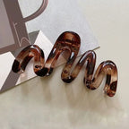 Women's Wavy High Glossy Amber Brown 11cm/4.33in Large Lightweight Plastic Hair Clip Elegant Minimalistic Hair Accessories