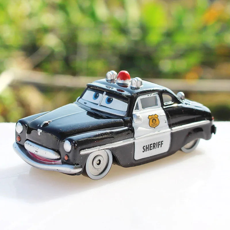 Disney Pixar Cars 3 Toys Lightning Mcqueen Mack Uncle Collection 1:55 Diecast Vehicles Alloy Car Toy Model For Children Gifts