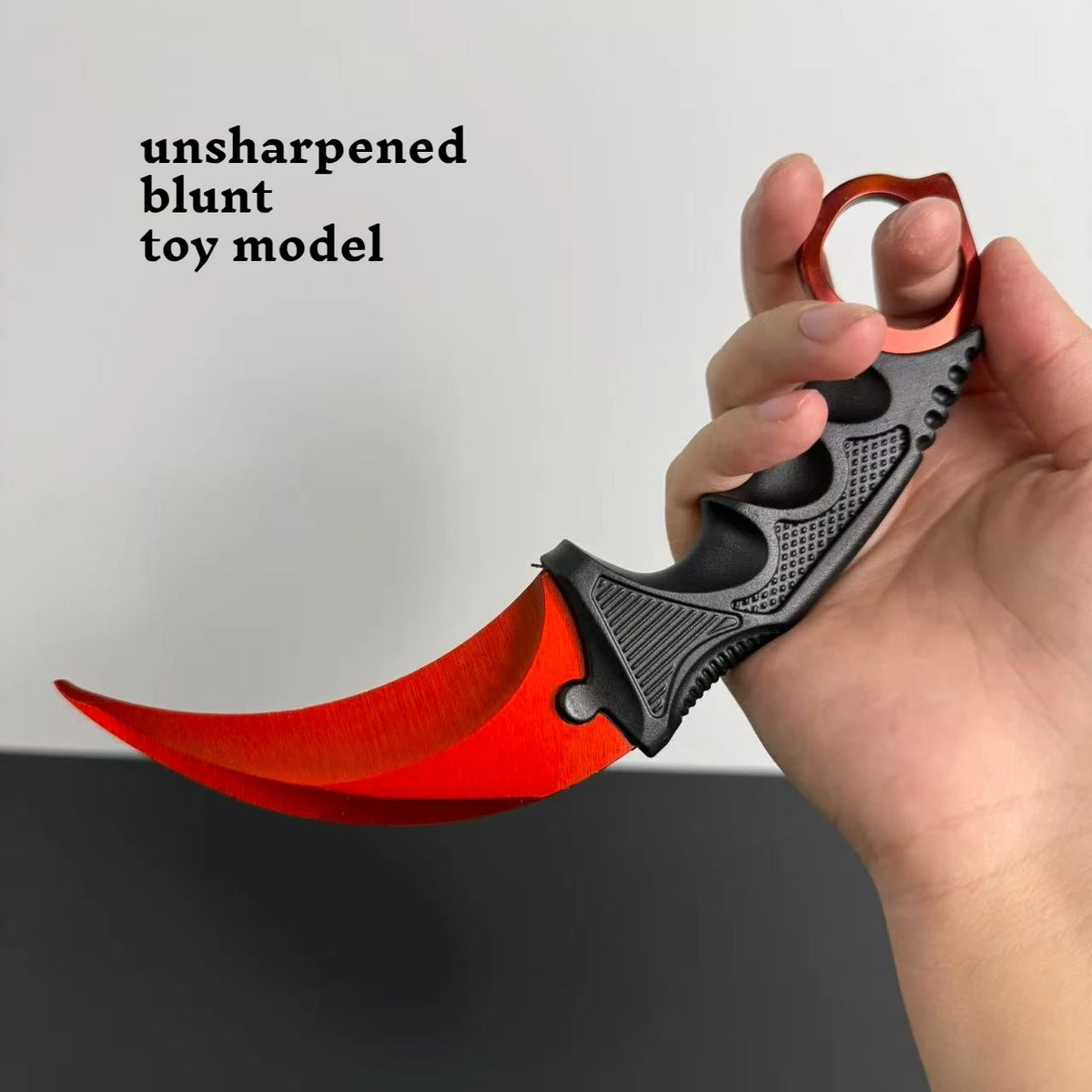 CS Karambit Toy – Safe Cosplay Claw Knife with Plastic Sheath
