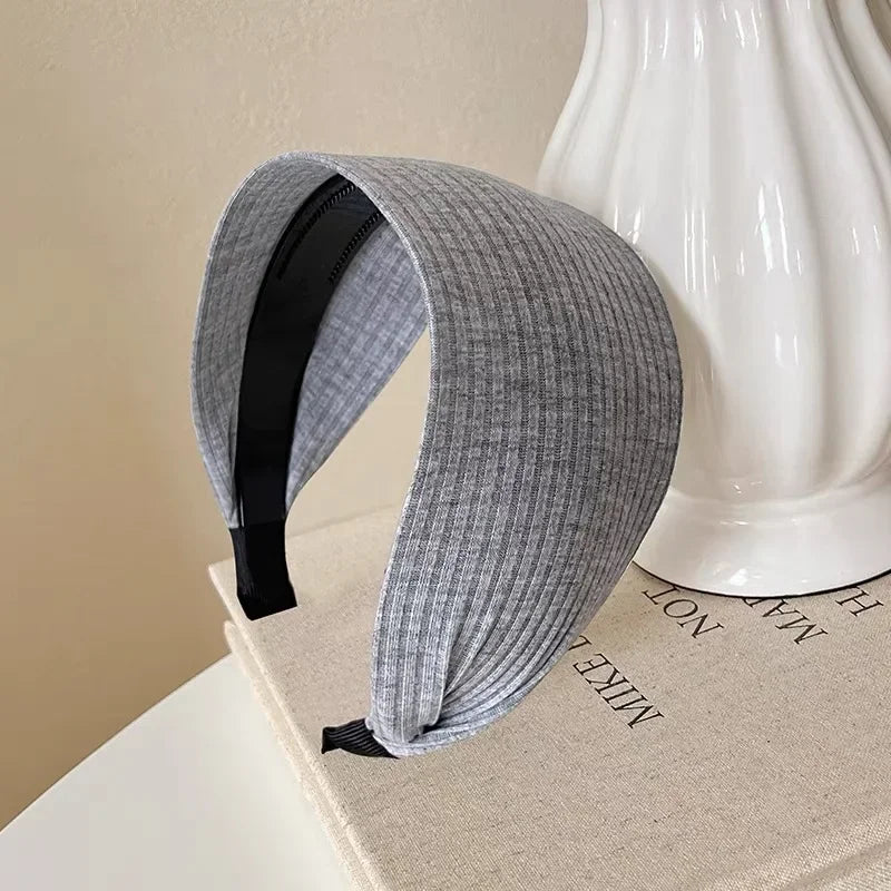 Wide Knitted Cotton Headband with Teeth for Women