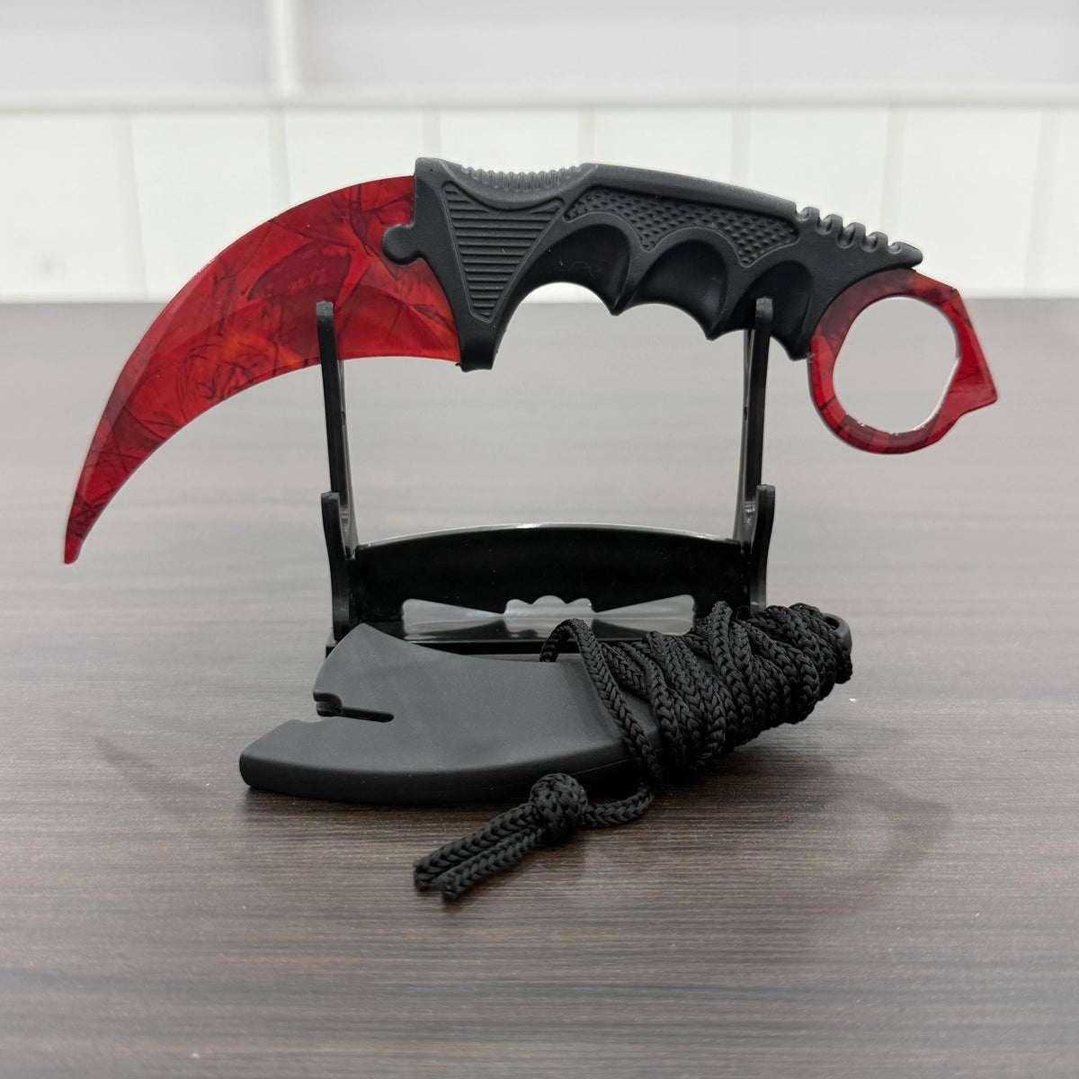 Sakura Karambit Toy – Cosplay Prop & Decorative Claw Model