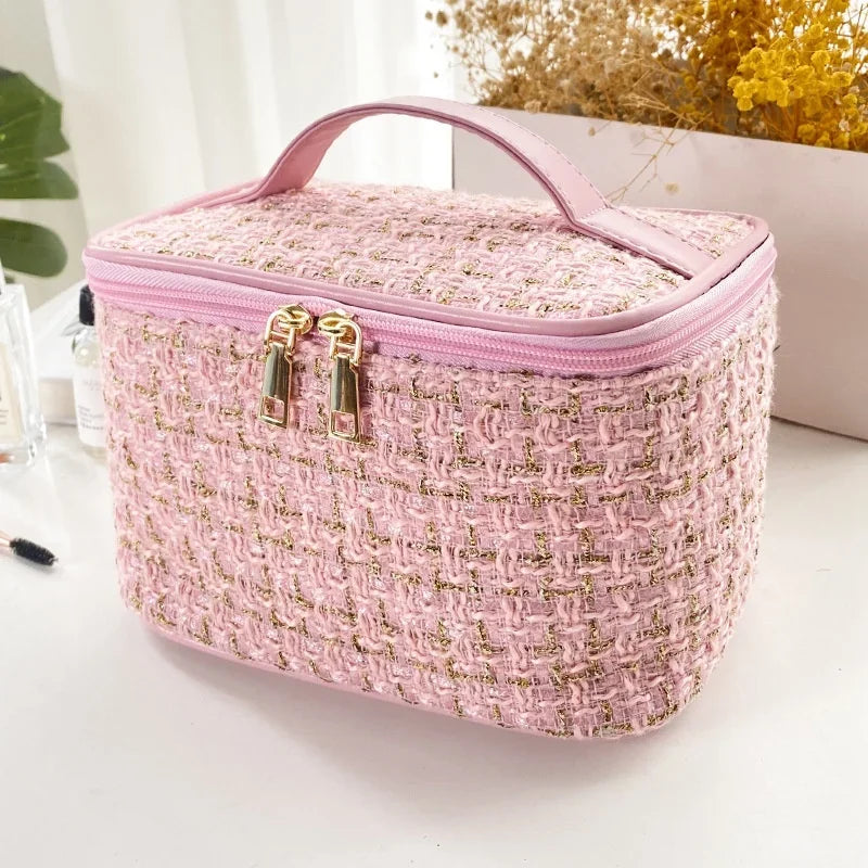 Knitted Portable Makeup Bag with Large Storage Capacity