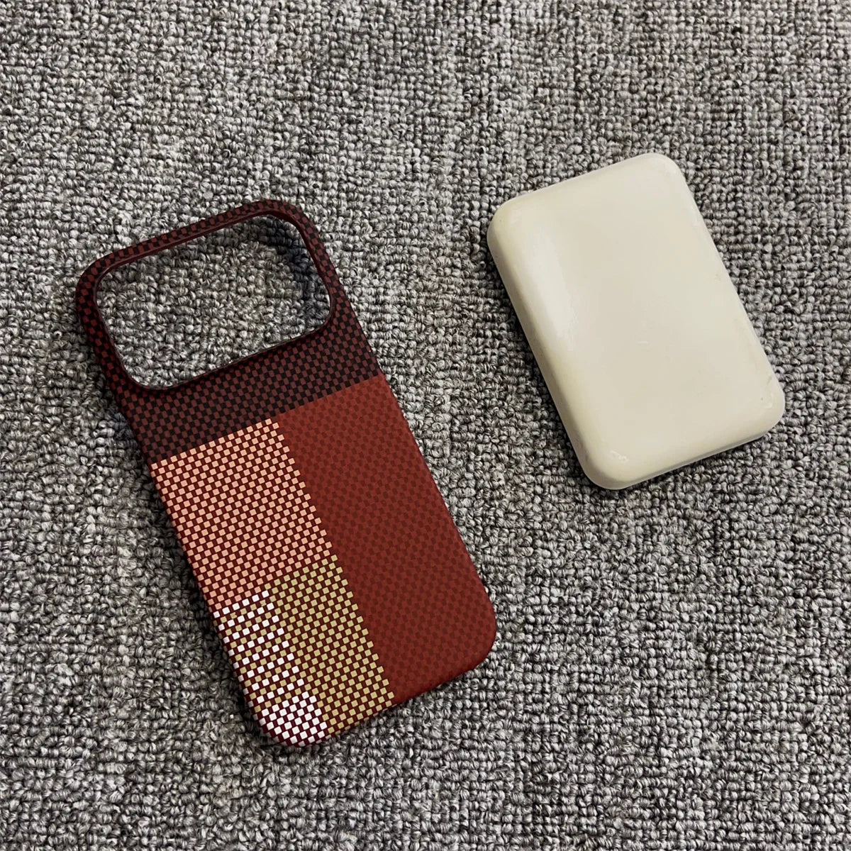 Carbon Fiber Texture Leather for MagSafe Wireless Charging Phone Case for iPhone 18 17 16 15 14 13 12 Pro Max Protective Cover