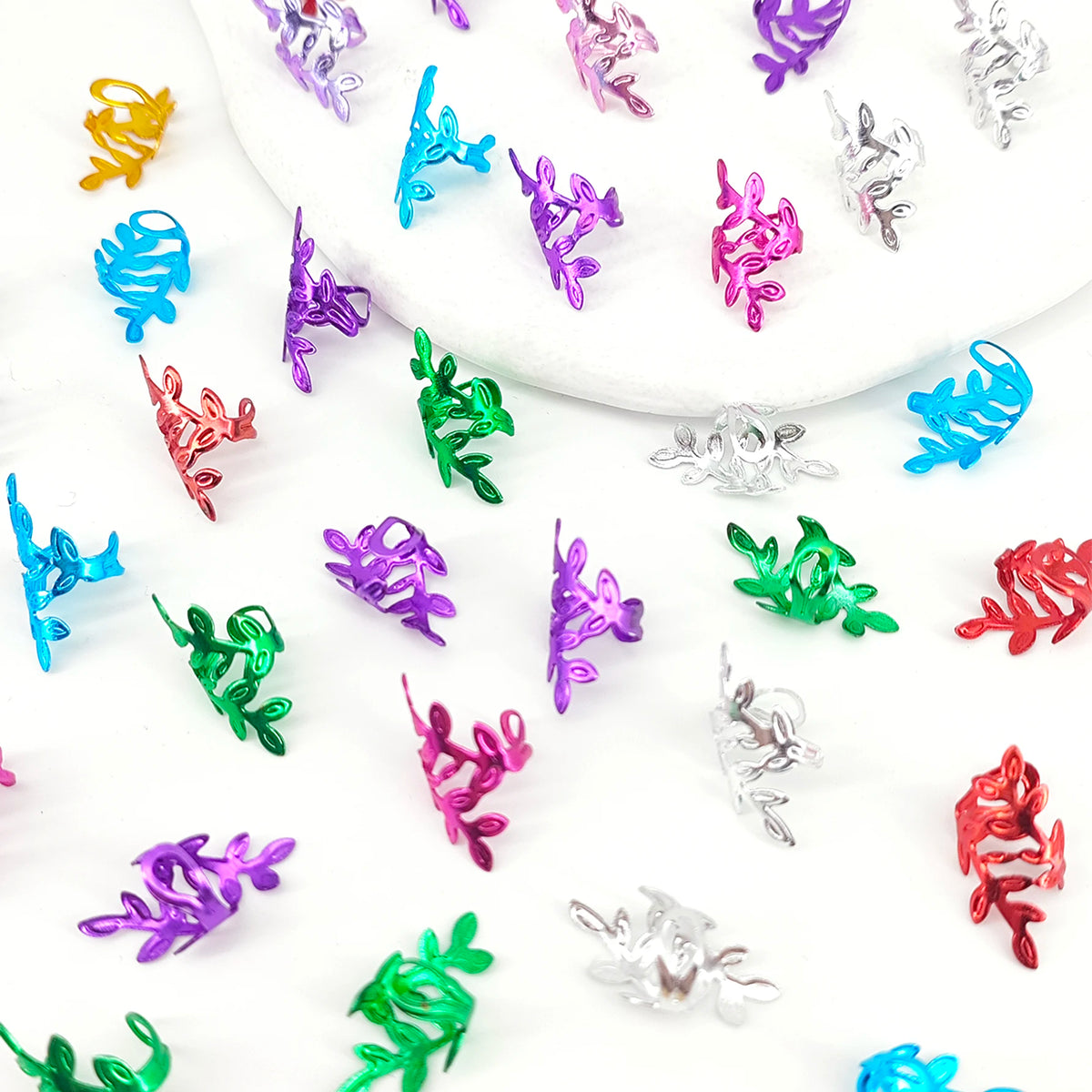 40Pcs Vine Leaf Shaped Alloy Hair Braid Ring Vintage Hair Pin For Dreadlock Women Girls summer Hair Accessories Loc Hair Jewelry