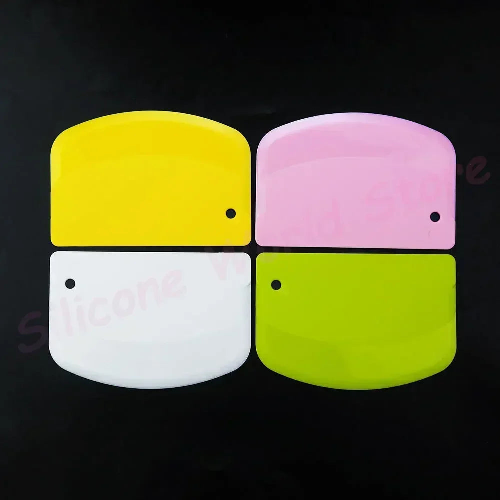 Plastic Cake Scraper Dough Cutter for Baking and Cake Decorating