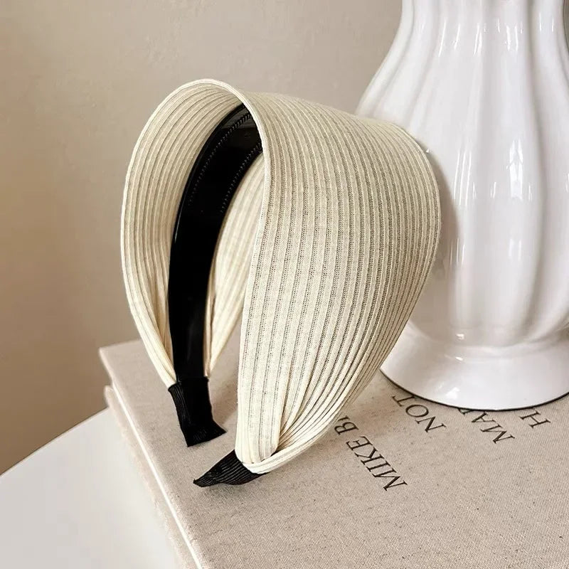 Wide Knitted Cotton Headband with Teeth for Women