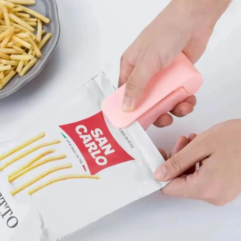 Portable Handheld Bag Sealer – Mini Heat Sealer for Plastic Snack Bags