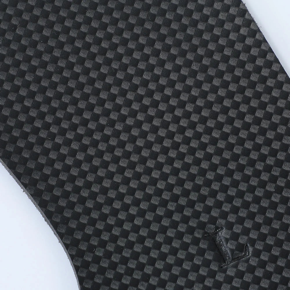 A Pair of Carbon No Finger Hole Hand Grips for Crossfit Pull Ups Cross Training Kettlebell Gymnastics Workout Palm Protector