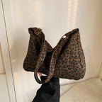 Trendy Casual Soft Textile Women's Shoulder Bag Large Capacity Leopard Print Female Retro Crossbody Bag For Commute Outings