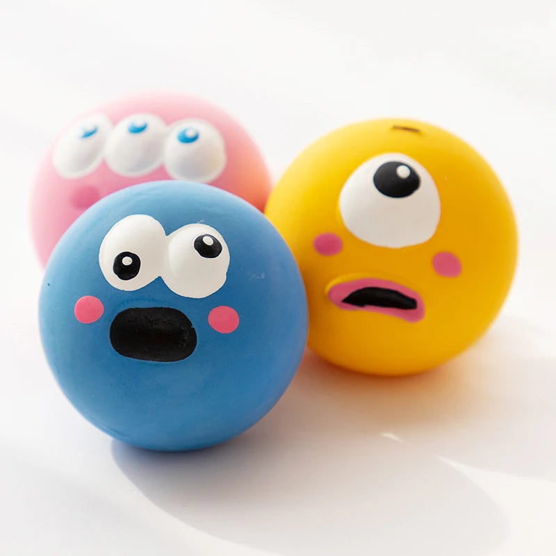 Squeaky Rubber Dog Ball for Interactive Chewing and Teeth Cleaning
