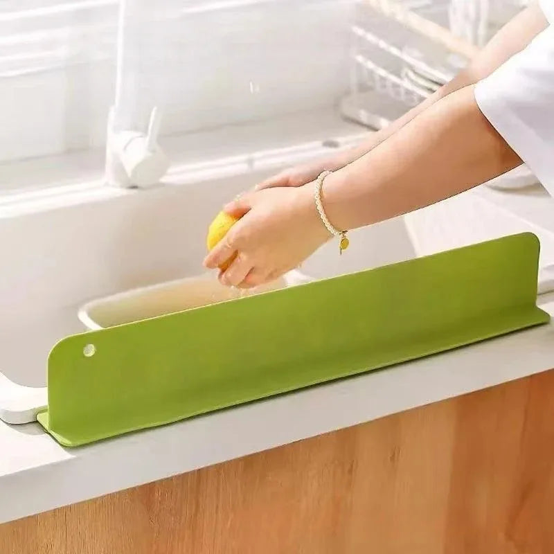 Silicone Sink Splash Guard – Waterproof Non-Slip Sink Baffle with Suction Cups